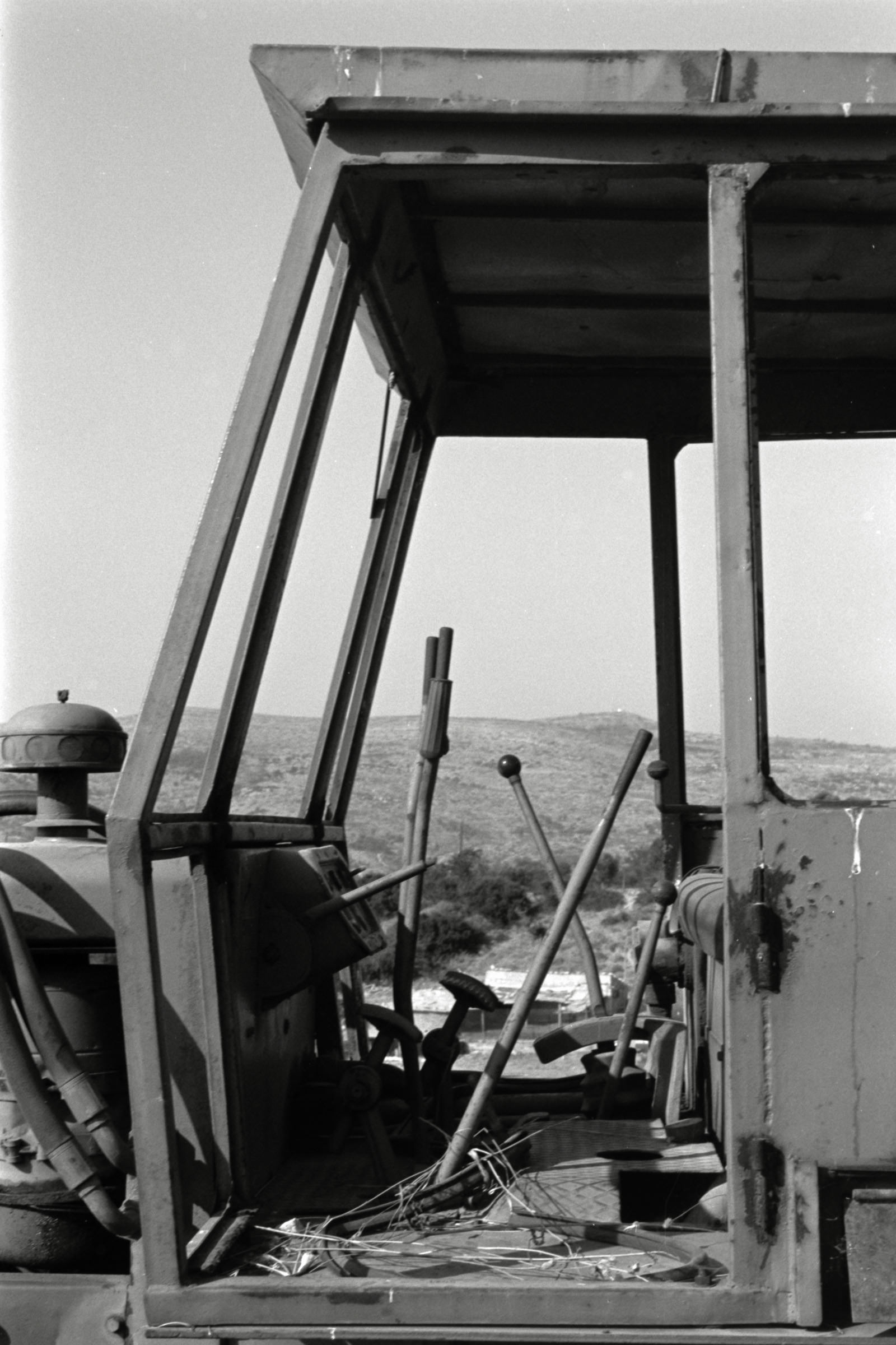 AHP F1991 09 001 sc250507 img16 NLP